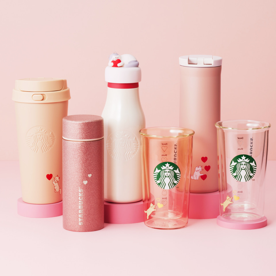 スタバ「バレンタイングッズ」オンライン先行発売。ハートがかわいい