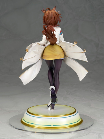 ウマ娘 プリティーダービー』より勝負服姿のアグネスタキオンが