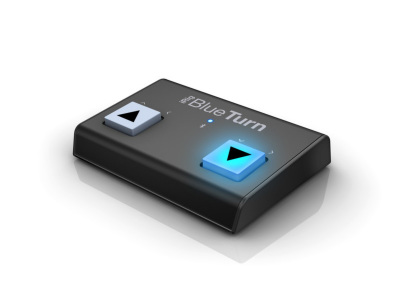 アプリ上の譜めくりを足で行えるBTコントローラー「iRig BlueTurn