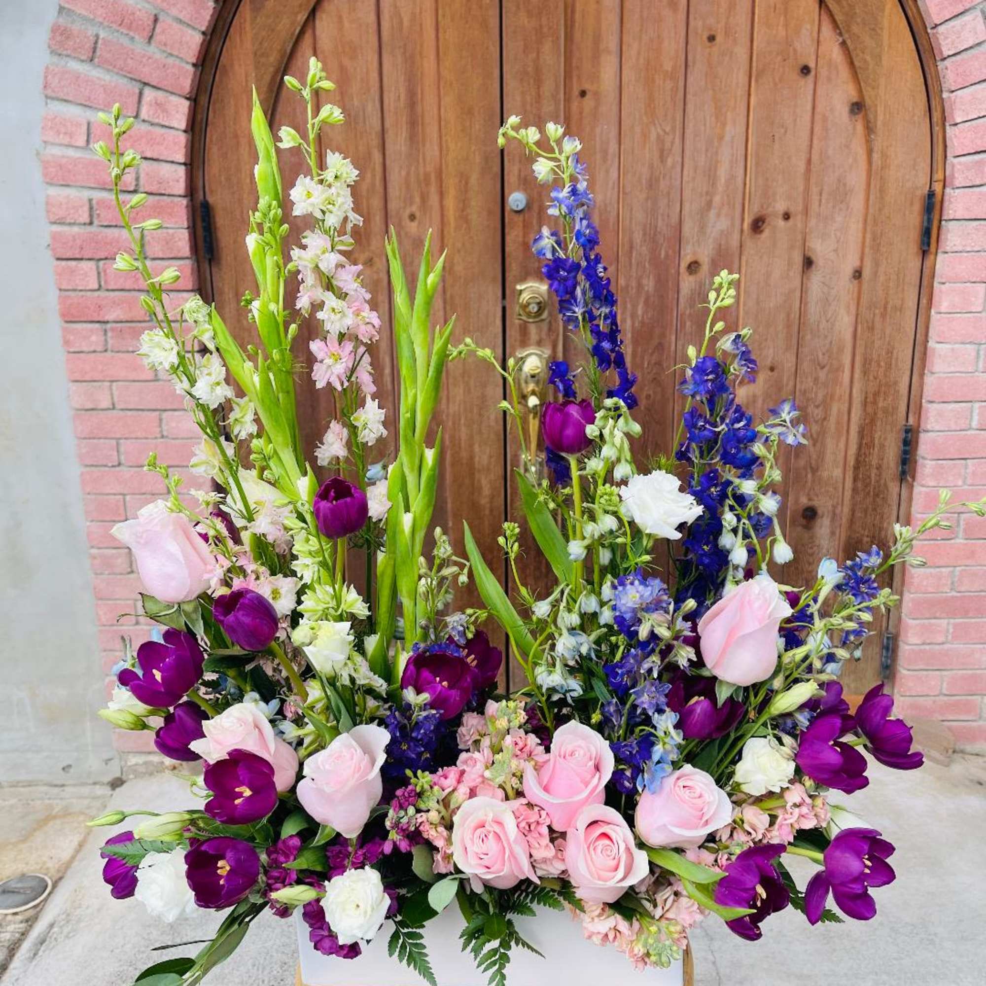 82 elegant spring mix high styleby Stanley Ito Florist