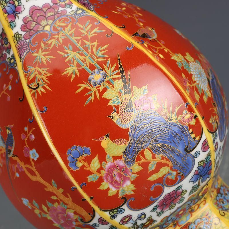 緑地琺瑯彩掻花花鳥梅瓶 景徳鎮 陶磁器 装飾品 現代工芸品 美術品 置物