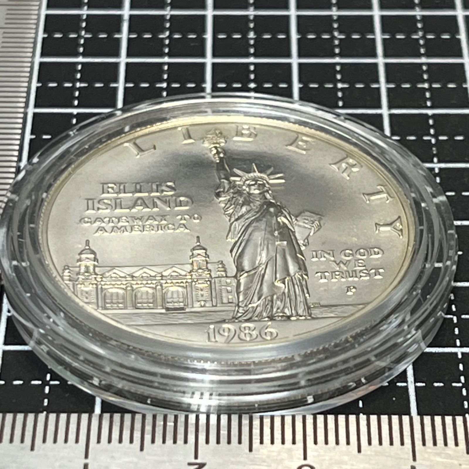 銀貨】1986年 アメリカ自由の女神100周年記念 1ドル銀貨／エリス島