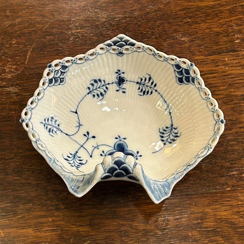 ロイヤルコペンハーゲン フルレース シェルディッシュ（廃盤品
