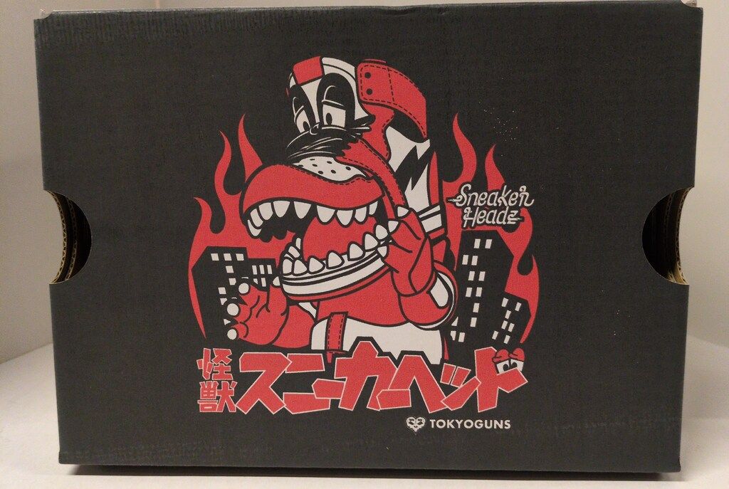 TOKYOGUNS 怪獣スニーカーヘッド シカゴカラー 02 - メルカリ