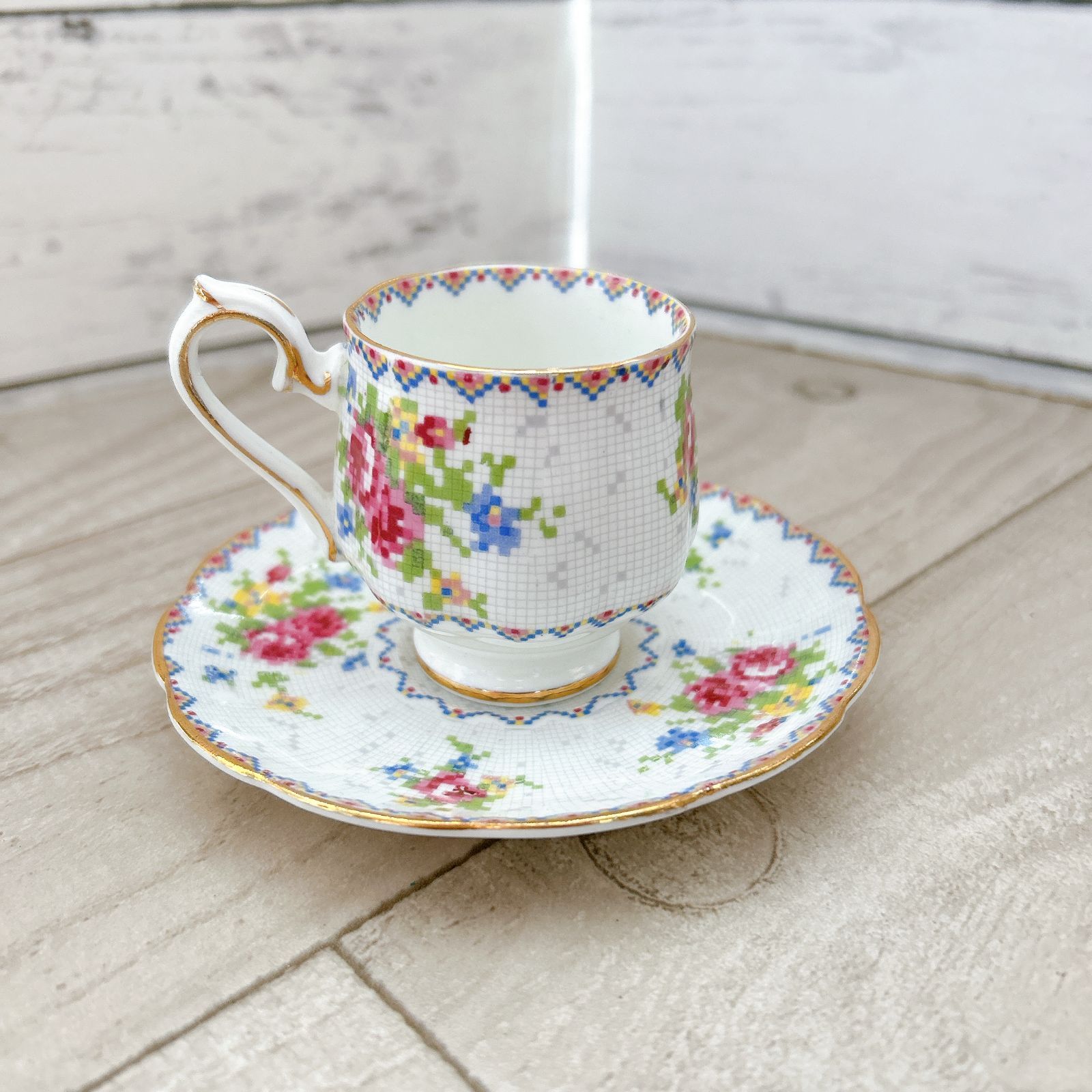 廃盤品】ROYAL ALBERT ロイヤルアルバート プチポワン カップ