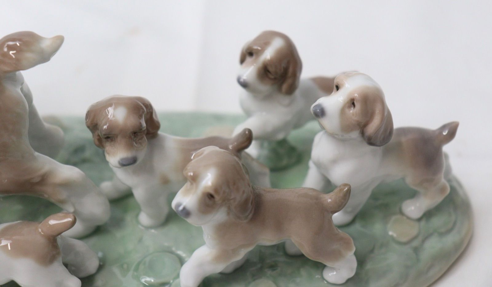 リヤドロ LLADRO 僕の仲間たち NO.6828 フィギュリン 陶器人形 置物 犬