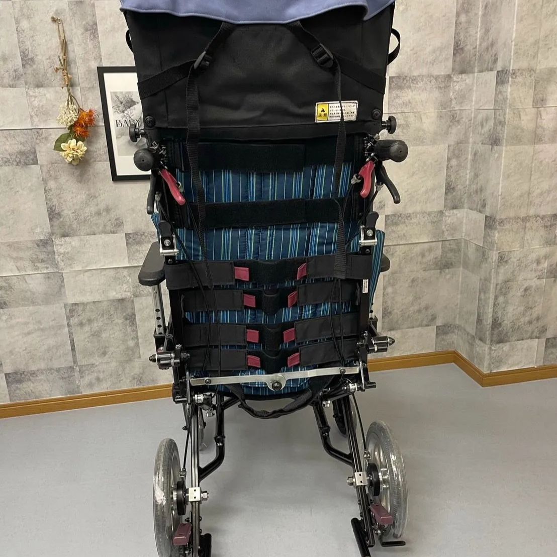 KPFK-12 くるーん KAWAMURA カワムラサイクル 介助型車椅子 ティルト