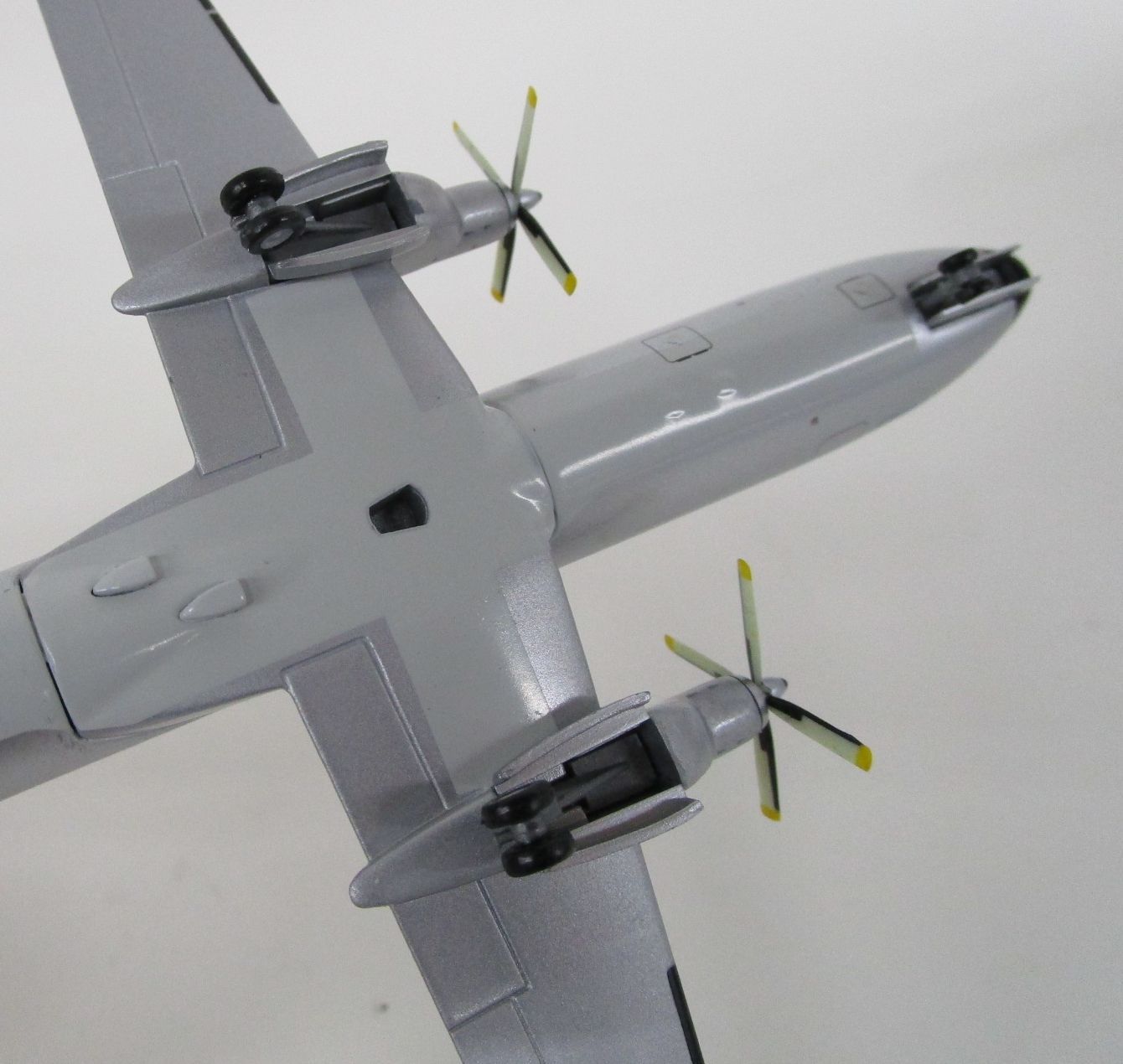 全日空商事 1/200 ANA YS-11A JA8761 YS21108【D】jst022117m - メルカリ