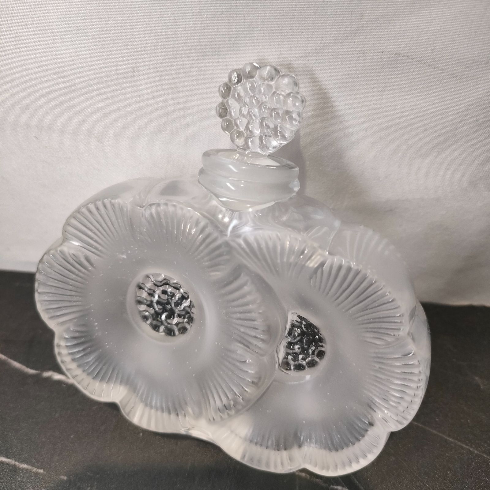 ①【美品】Lalique ラリック 香水 香水入れ 香水瓶 アネモネ
