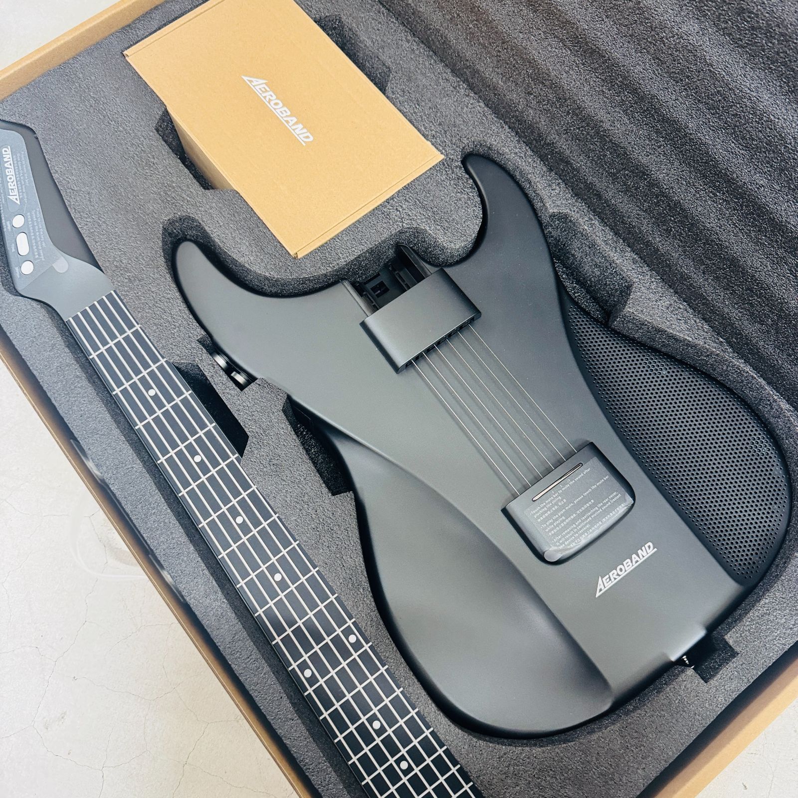 S【ほぼ未使用】AeroBand Guitar エアロバンドギター Smart Painless