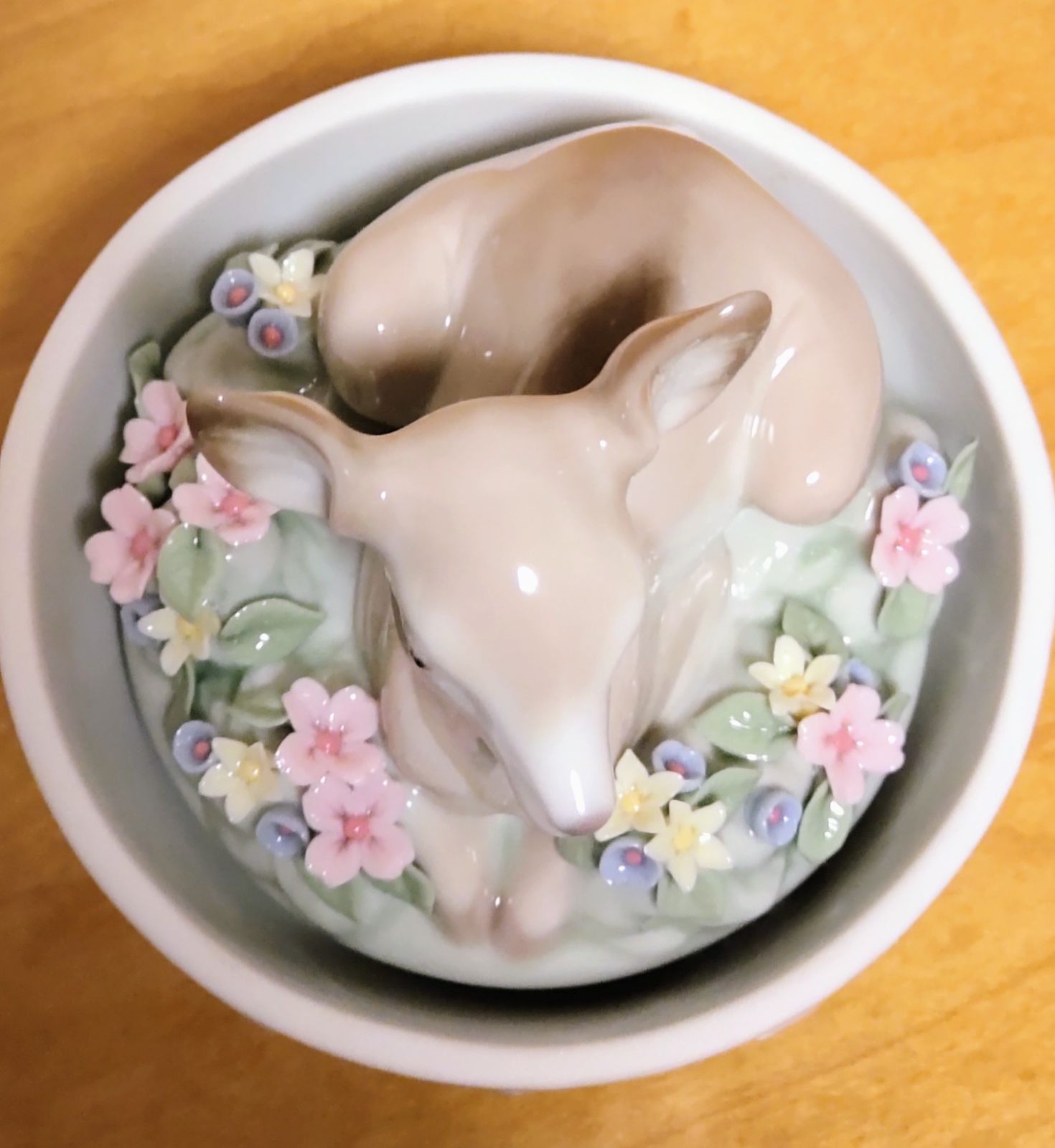 LLADRO リヤドロ 子鹿とのエッグサプライズ LLADRO リヤドロ 子鹿との