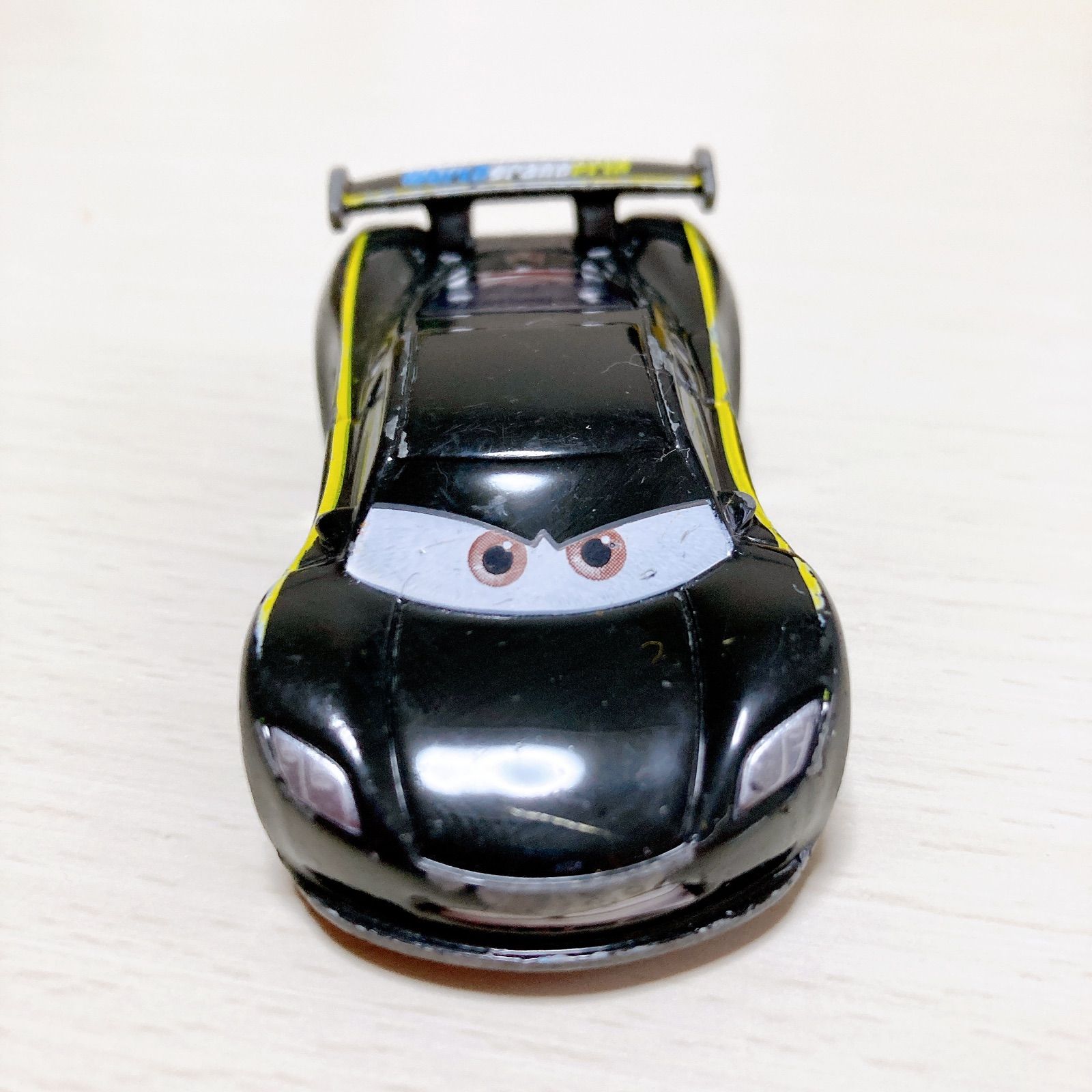 トミカ カーズ ルイス・ハミルトン C-26 スタンダードタイプ - メルカリ