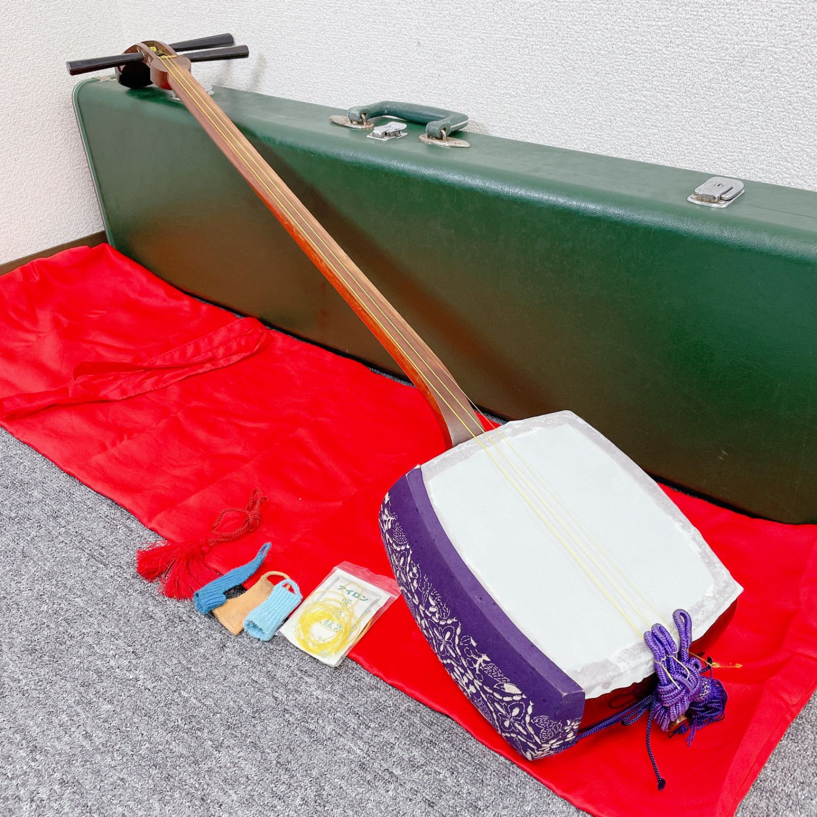 三味線 細棹 花梨 2本継 平溝 丸打胴 和楽器 - メルカリ
