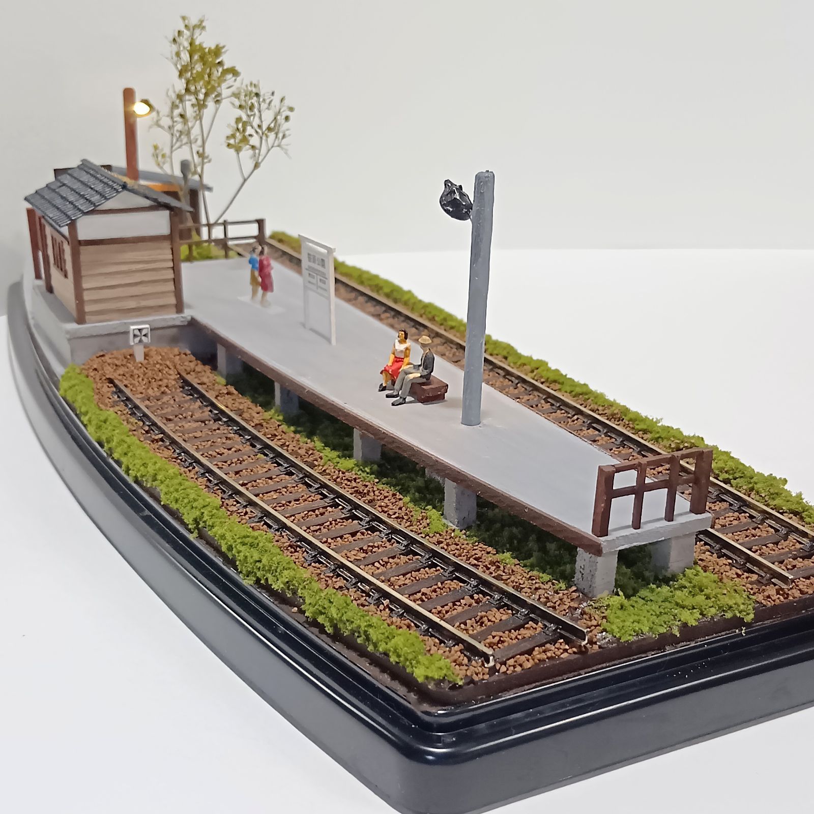 16番・HOゲージ 展示用ジオラマ「踏切のある風景」 16番・HOゲージ 展示