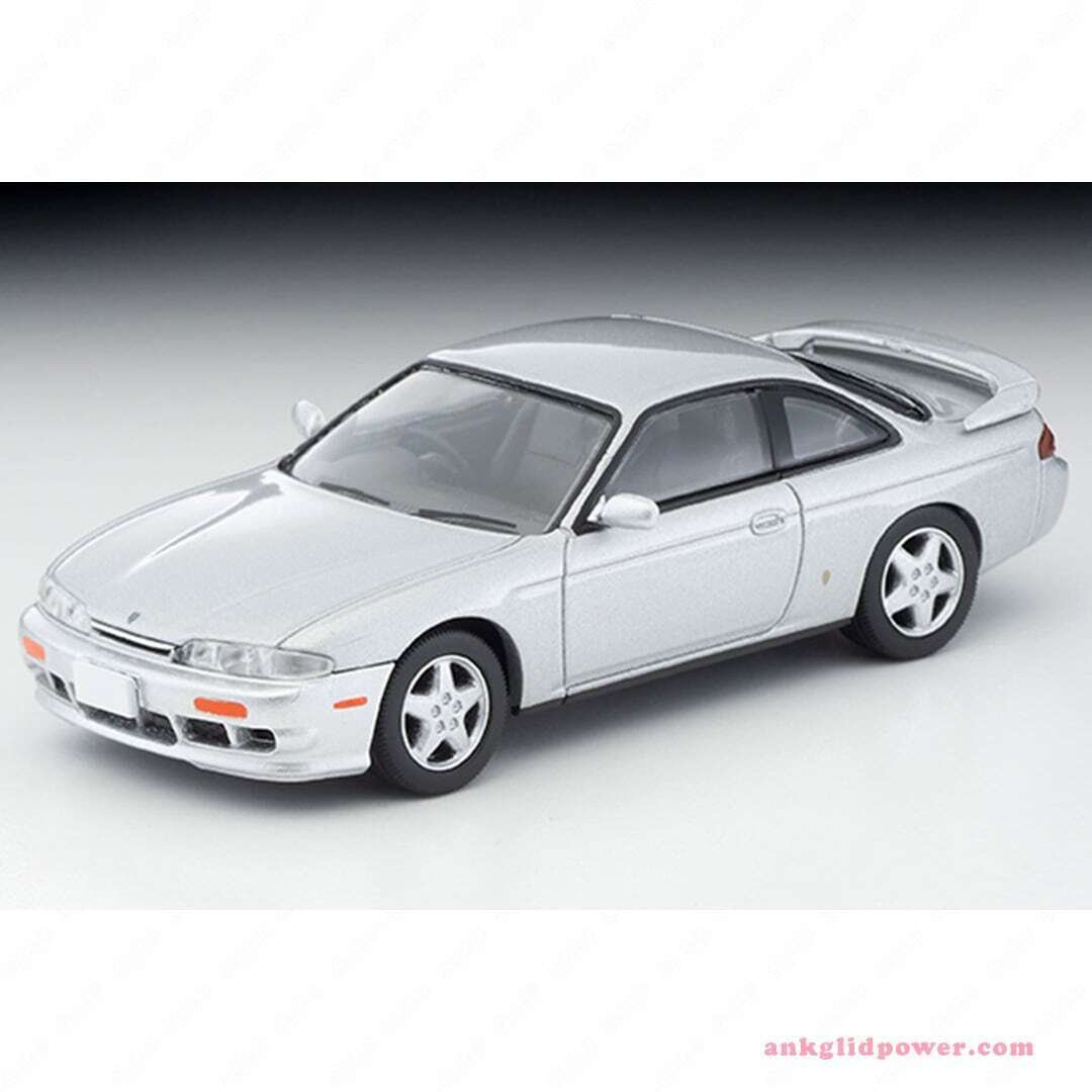 なかなかミニカーにならない！？ 前期型のS14シルビアがトミカ