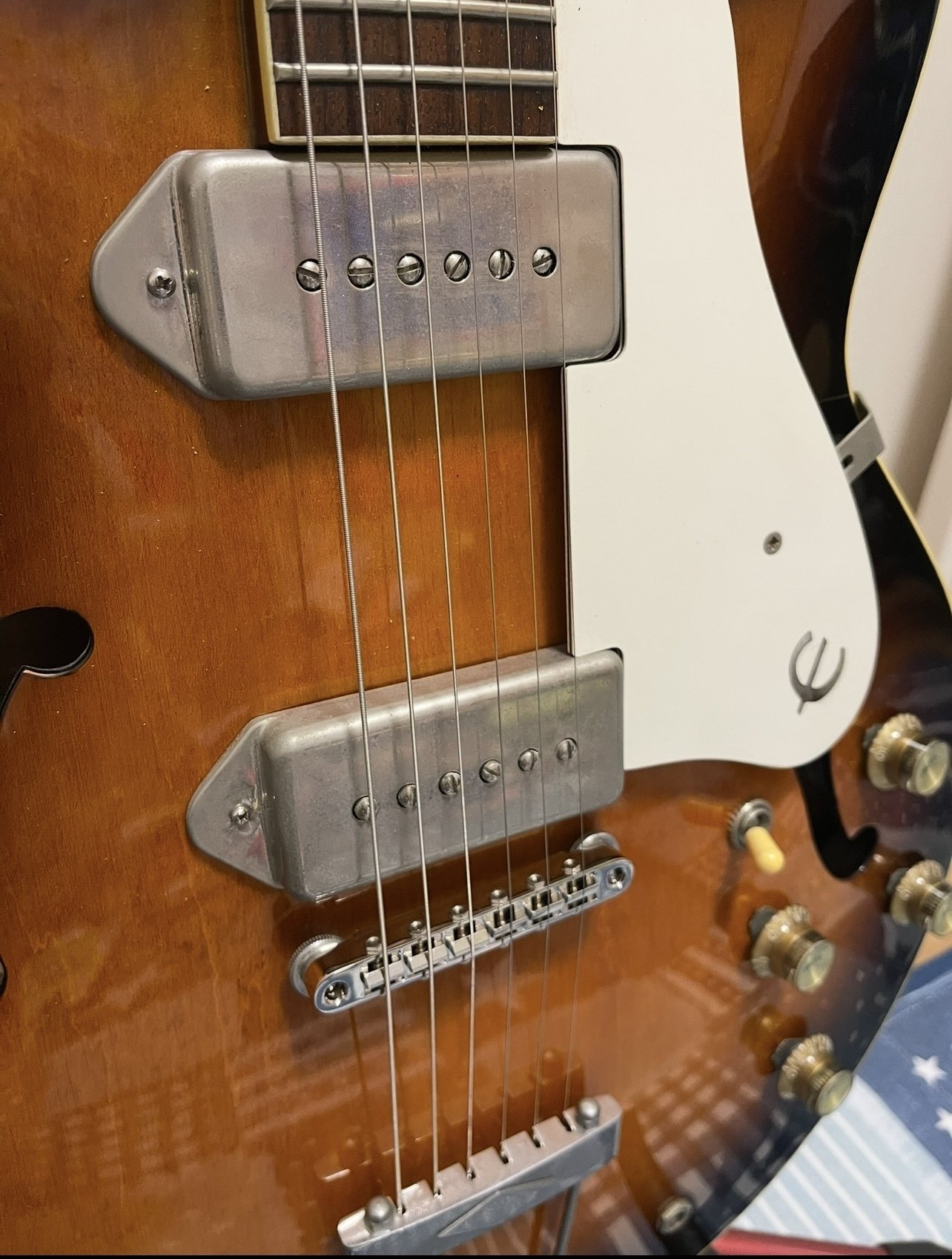 6. Epiphone Casino マツモク製 1980年代 ベージュラベル｜Atrai Lennon