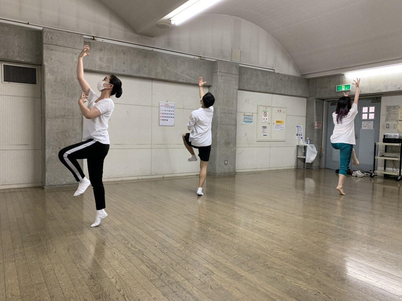 水中めがね∞×日本舞踊家コラボレーション企画「しき」 日本舞踊家