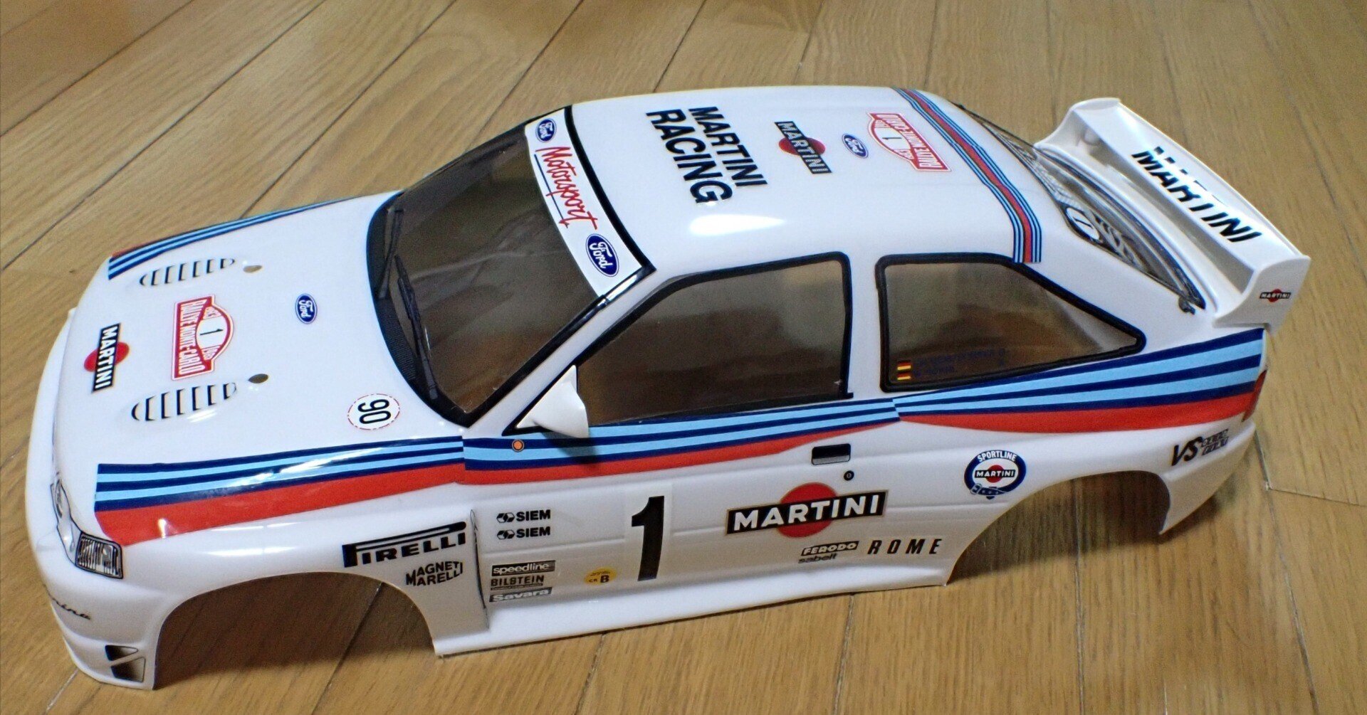ラジコンボディ タミヤ エスコートカスタム ランチア037ラリー風｜セる