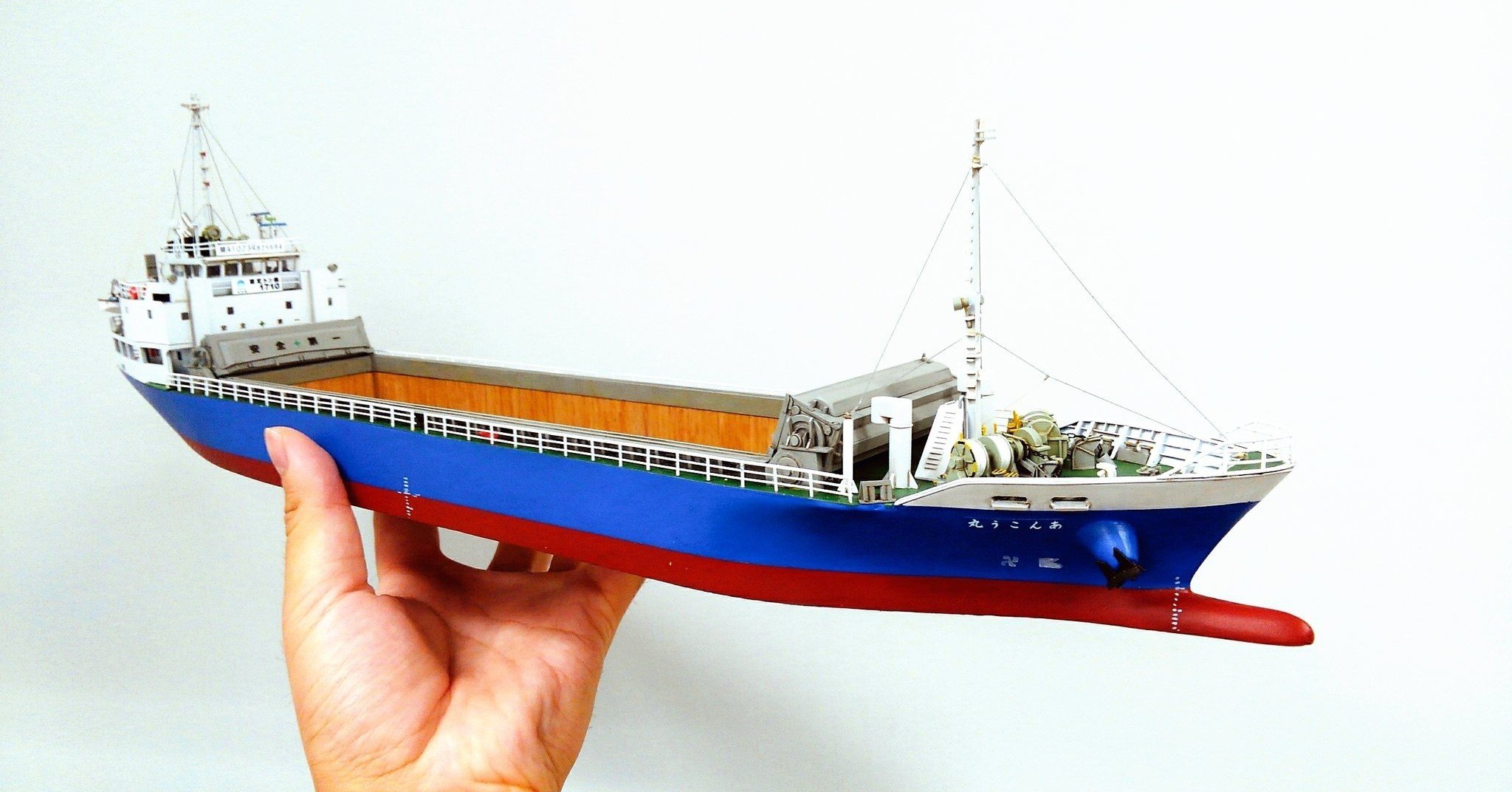 1/150スケール内航貨物船建造記｜C重油