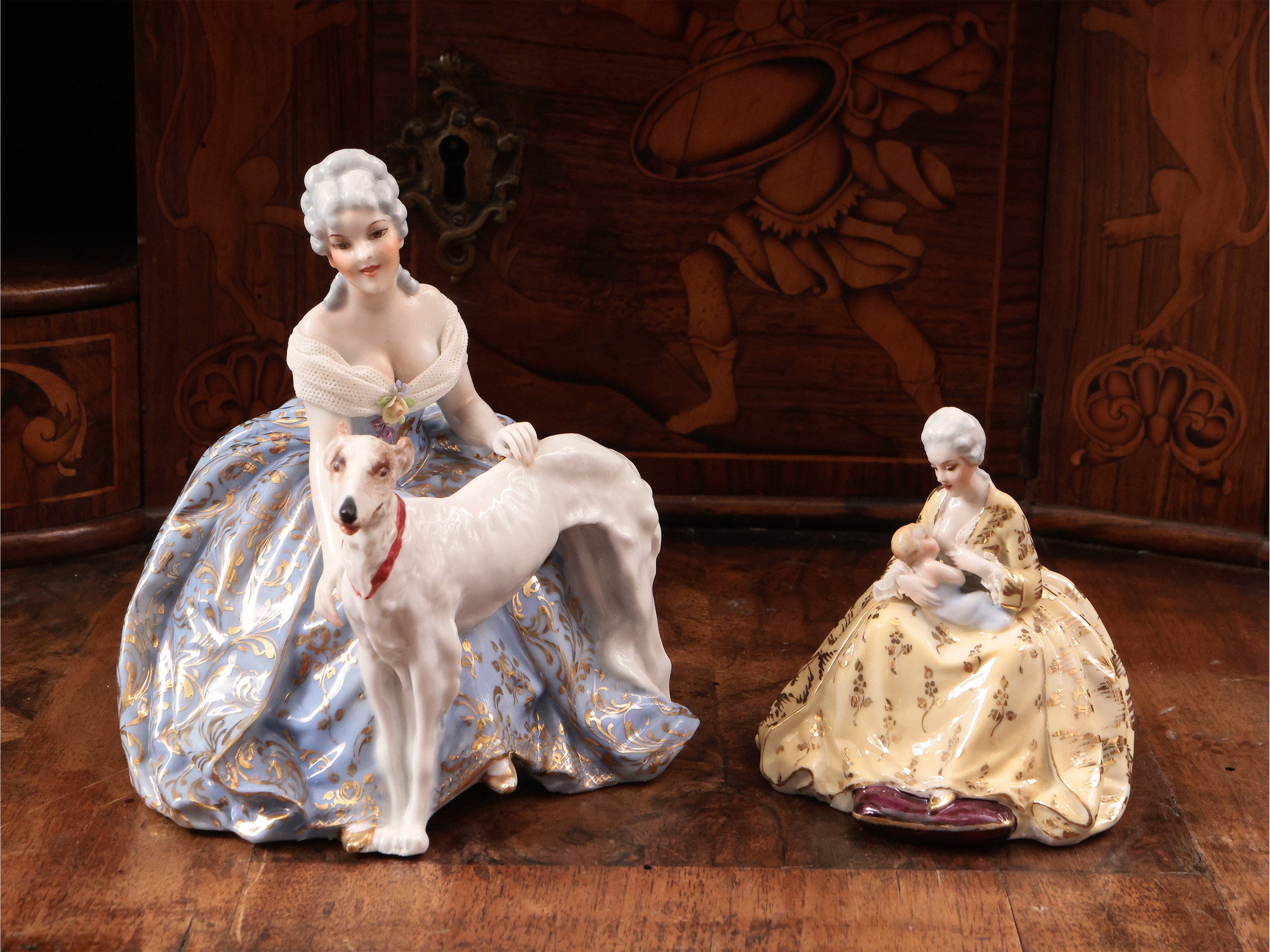 Luigi Fabris : Two porcelain groups - Auction Dèballage. Deals at