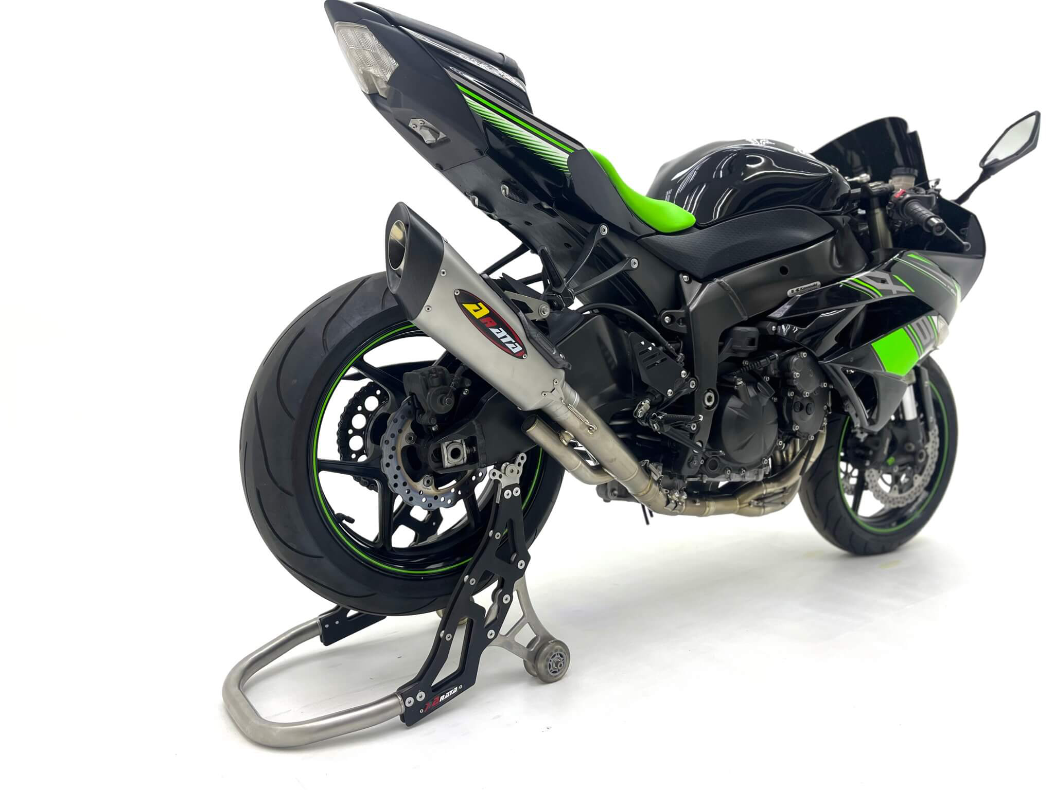 Arata Exhaust
