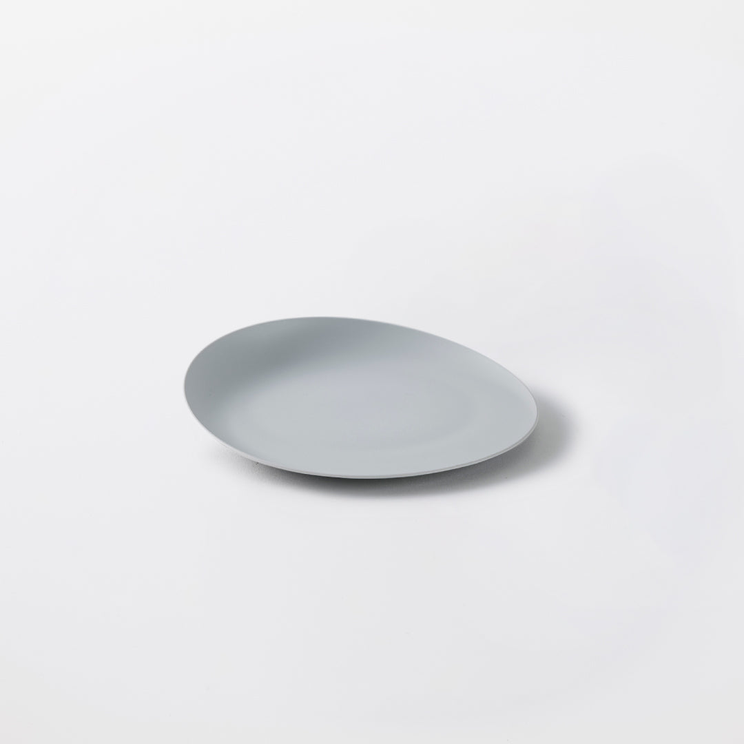 落としても割れない「小皿スロープ (17cm)」