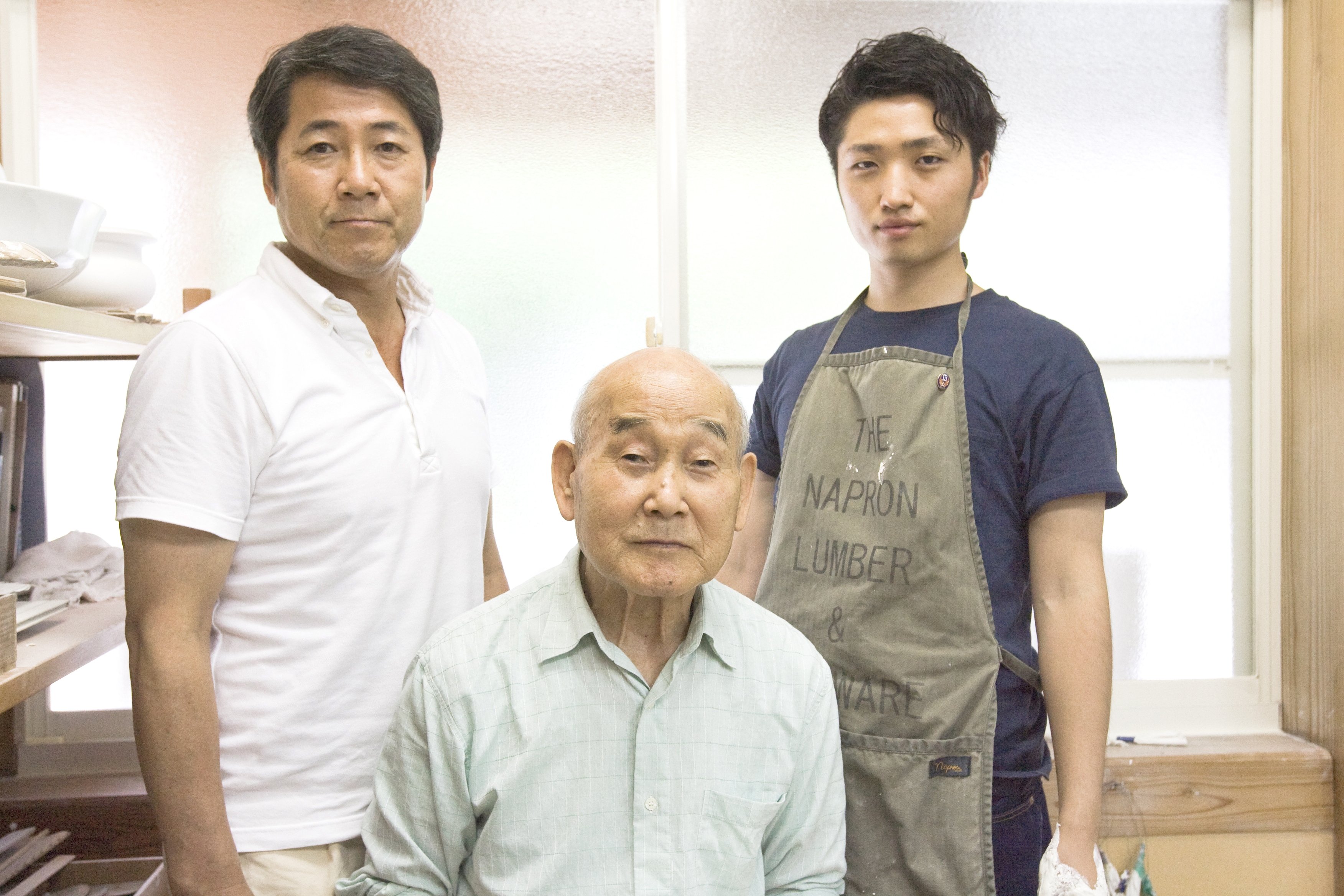 日本橋三越本店にて人間国宝・井上萬二氏、康徳氏、祐希氏の父子三代展