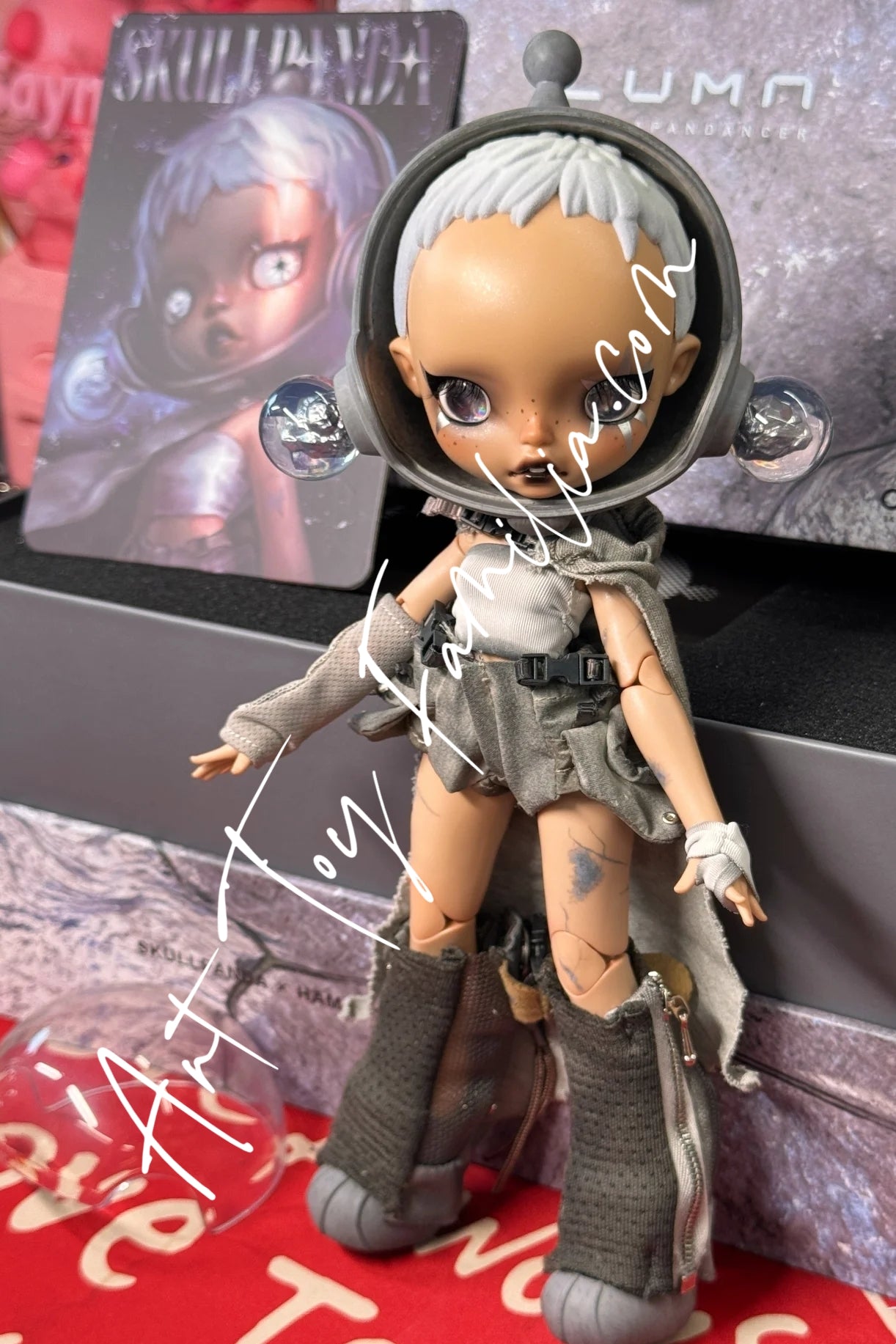 Skullpanda × Hamcus 1/6 Action Figure | POP MART – Art Toy Familia