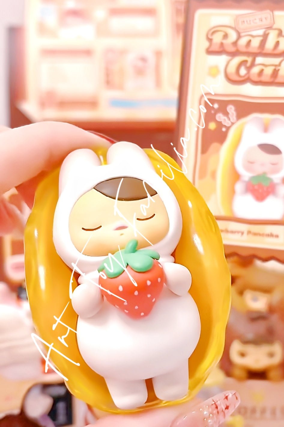 Pucky Rabbit Cafe Series | POP MART – Art Toy Familia