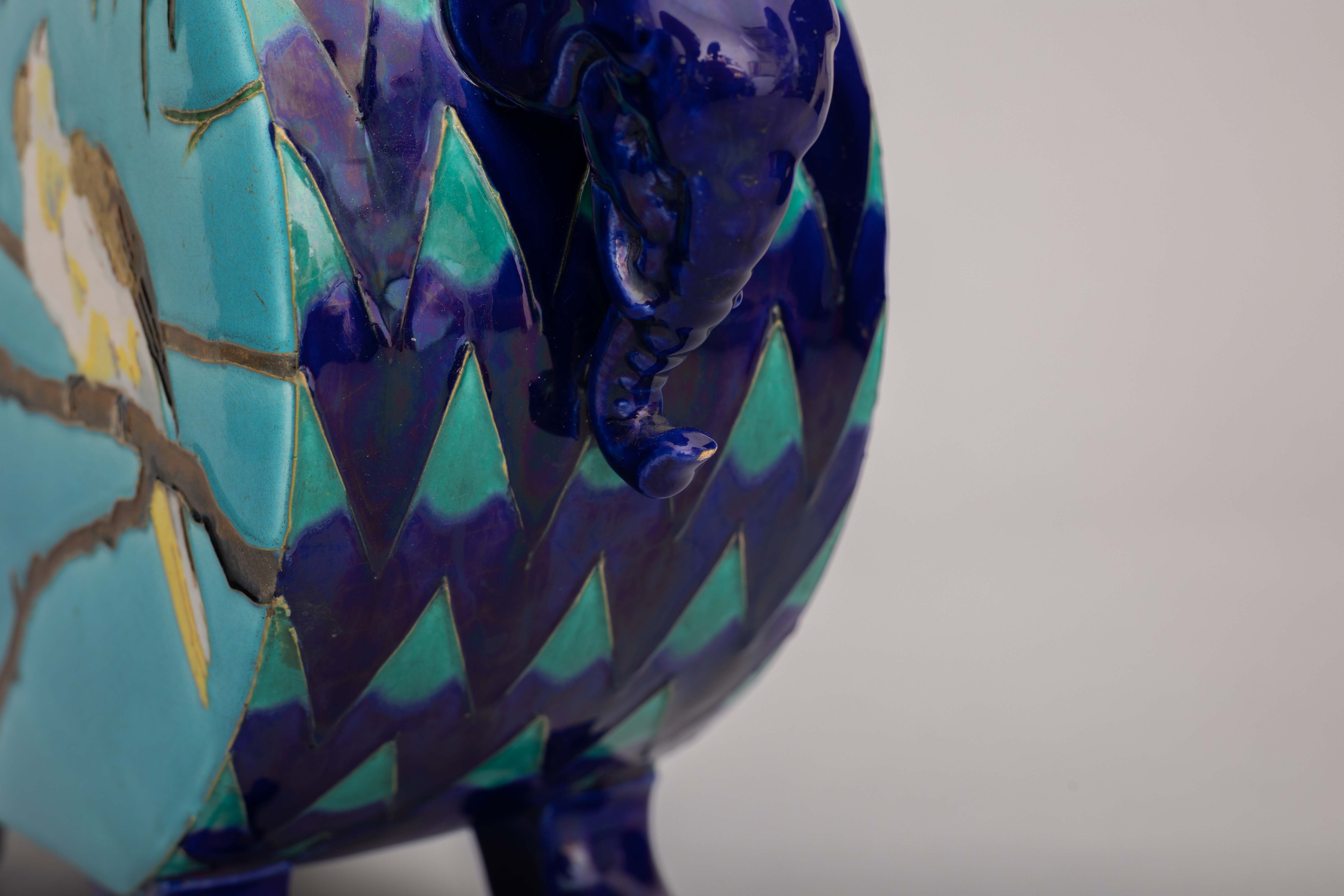 French Majolica Sarreguemines Jardiniere | Majolica at Artistoric