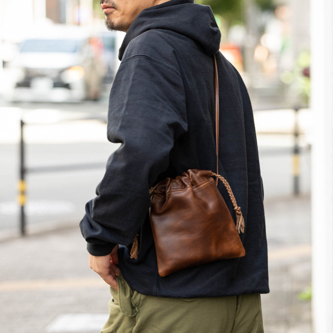 巾着バック 本革 日本製 クロムエクセル VGC00066AB – ARTBROWN 革小物