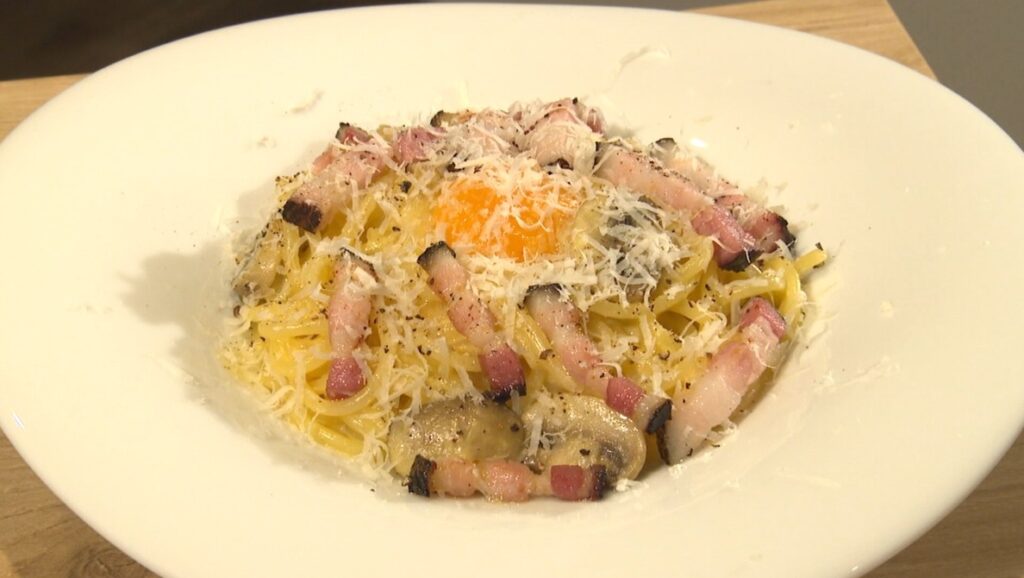 カルボナーラ専門店！『Spaghetteria AZ DINING佐久店』の個性豊かな