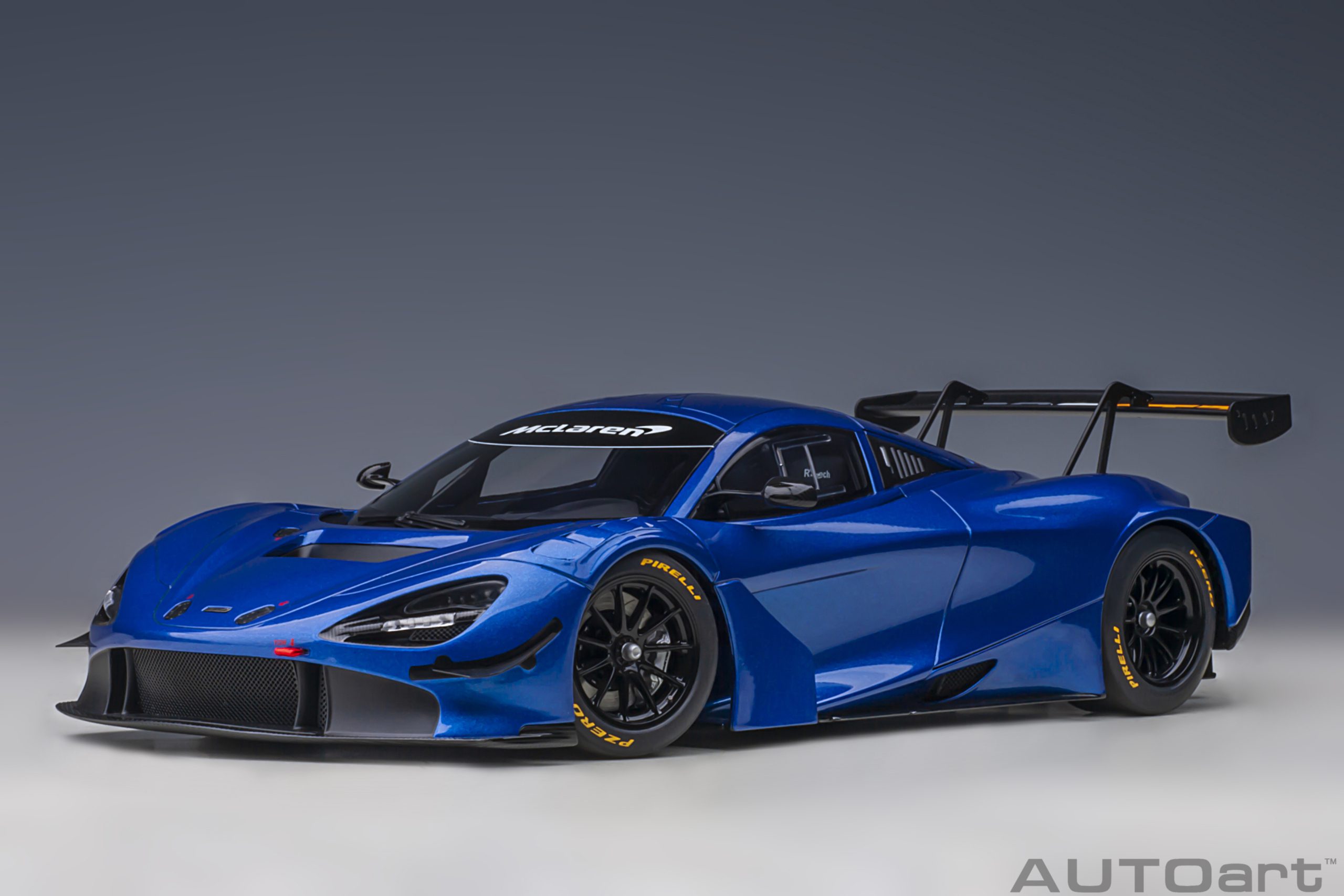 McLaren 720S GT3 (Azure Blue) | AUTOart
