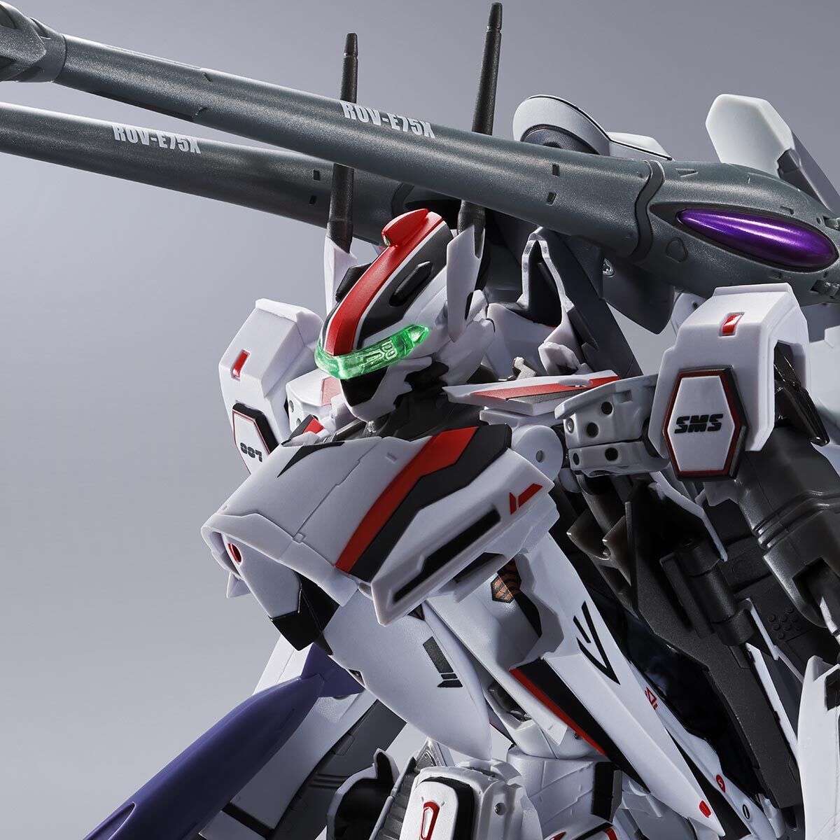 DX超合金 VF-25F トルネードメサイアバルキリー （早乙女アルト機
