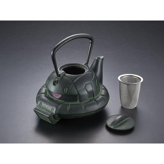 ガンダムに登場するザクの頭部をモチーフにした鉄瓶がGREENカラーに