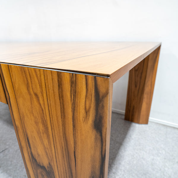 Cassina / 370 EL DOM – Back to the Furniture