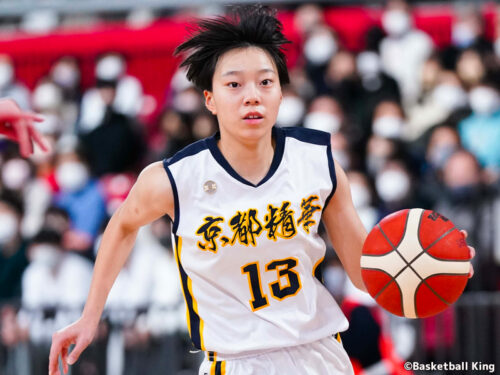 堀内桜花（京都精華学園）「決勝で17リバウンドを記録した167センチの2