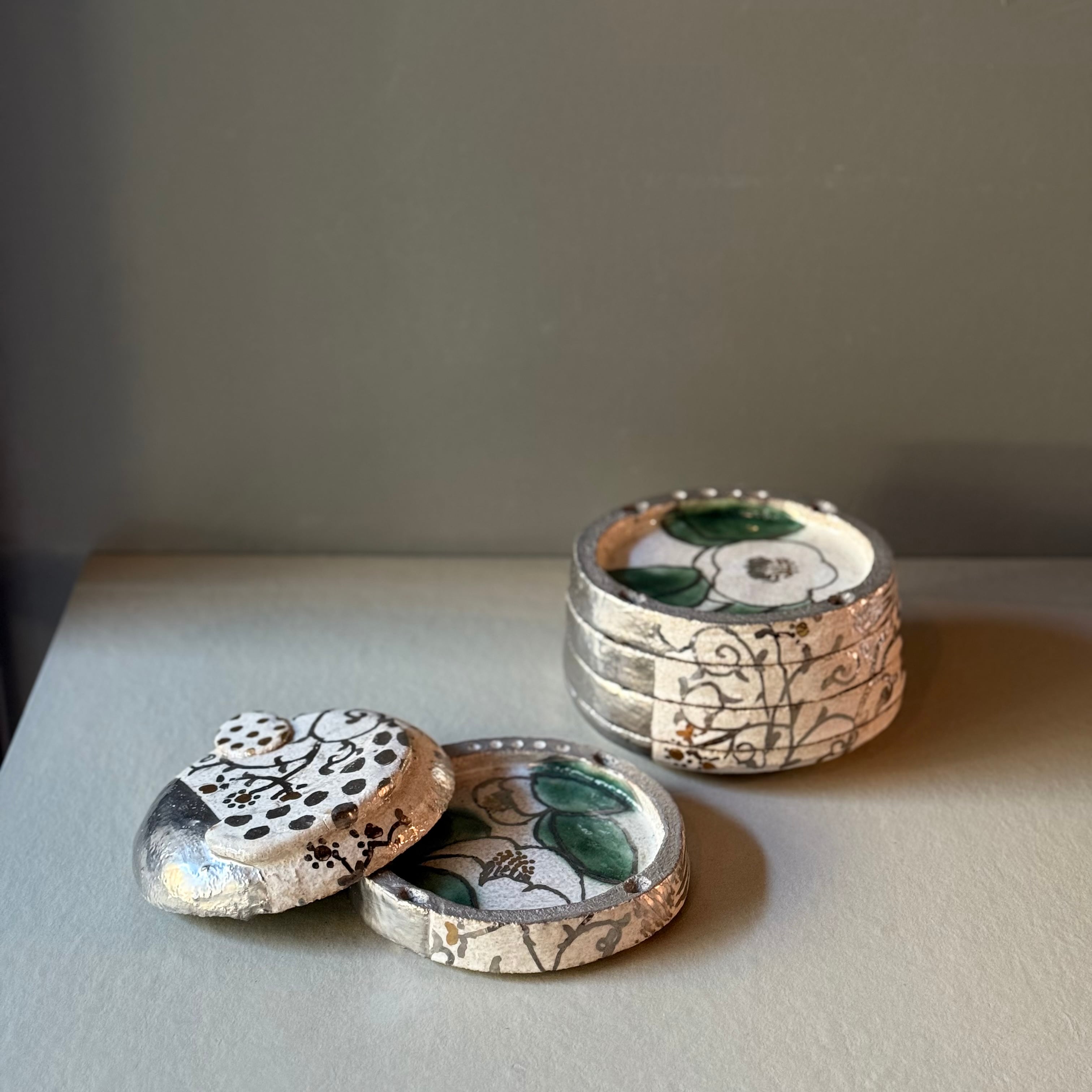寿ぎの器 展】開催中です 作家紹介 伊集院真理子さん | gallery 一白