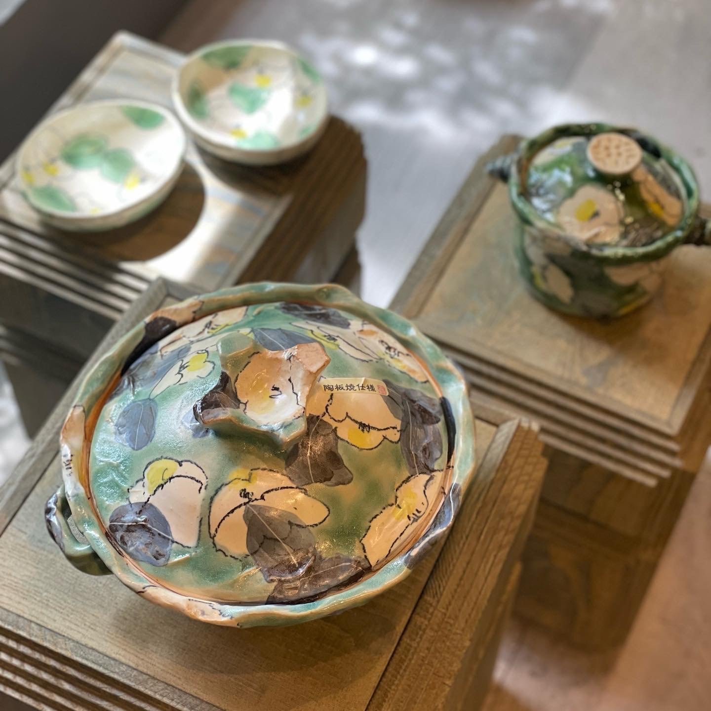 伊集院真理子展 -春を彩る土鍋とうつわ-】開催中です | gallery 一白