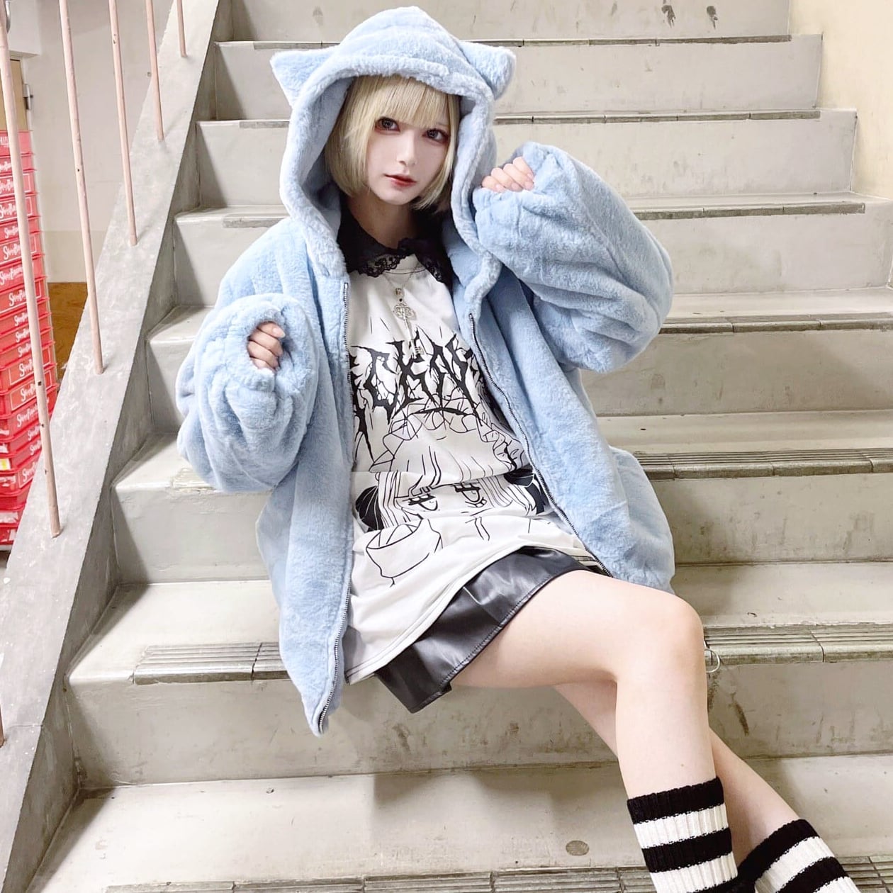 ふわもこ ネコ耳ファーBIGブルゾン(BLUE) | VOLCAN&APHRODITE