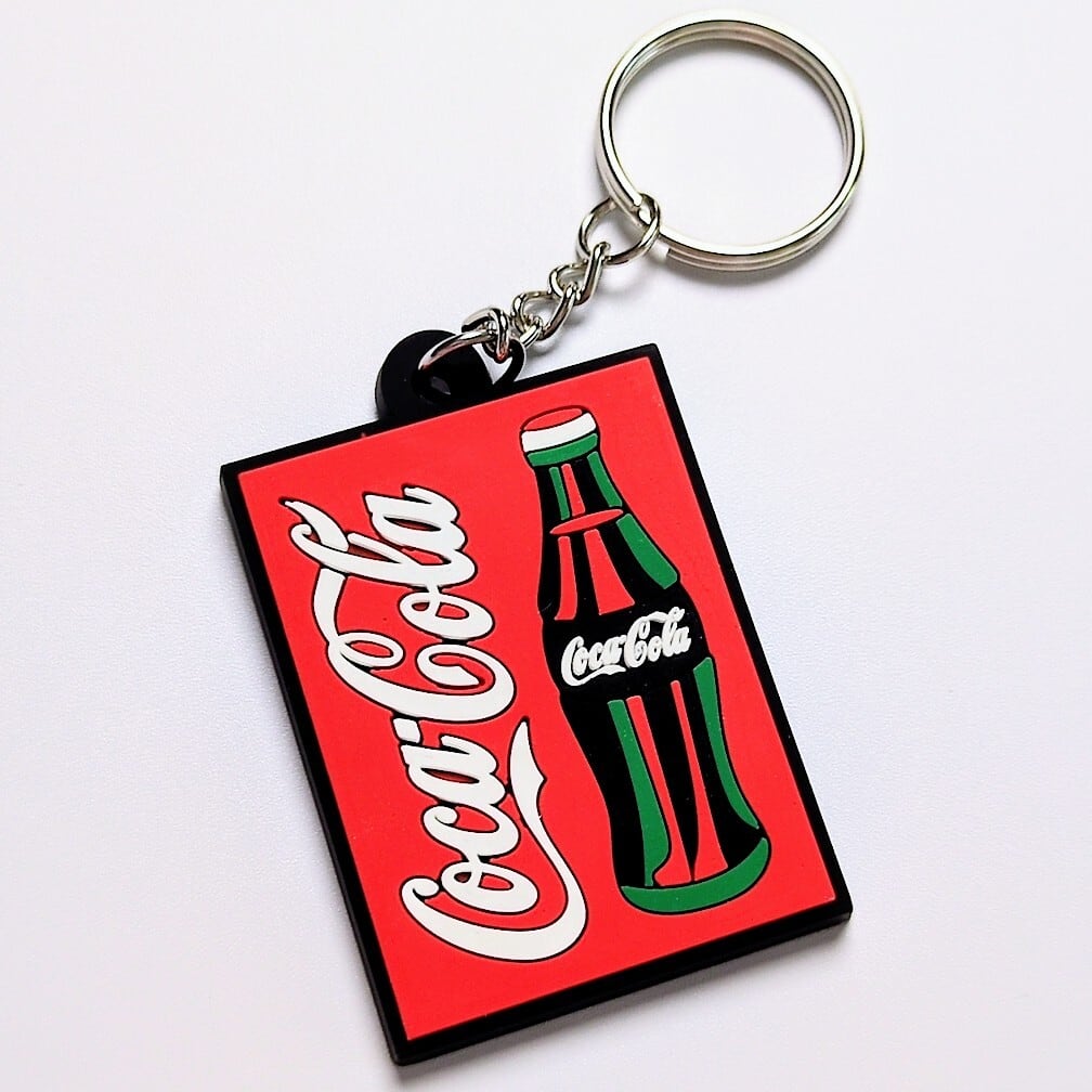 ♧ 送料無料！ ☆ラバーキーホルダー☆ 〘769〙【 Coca-Cola