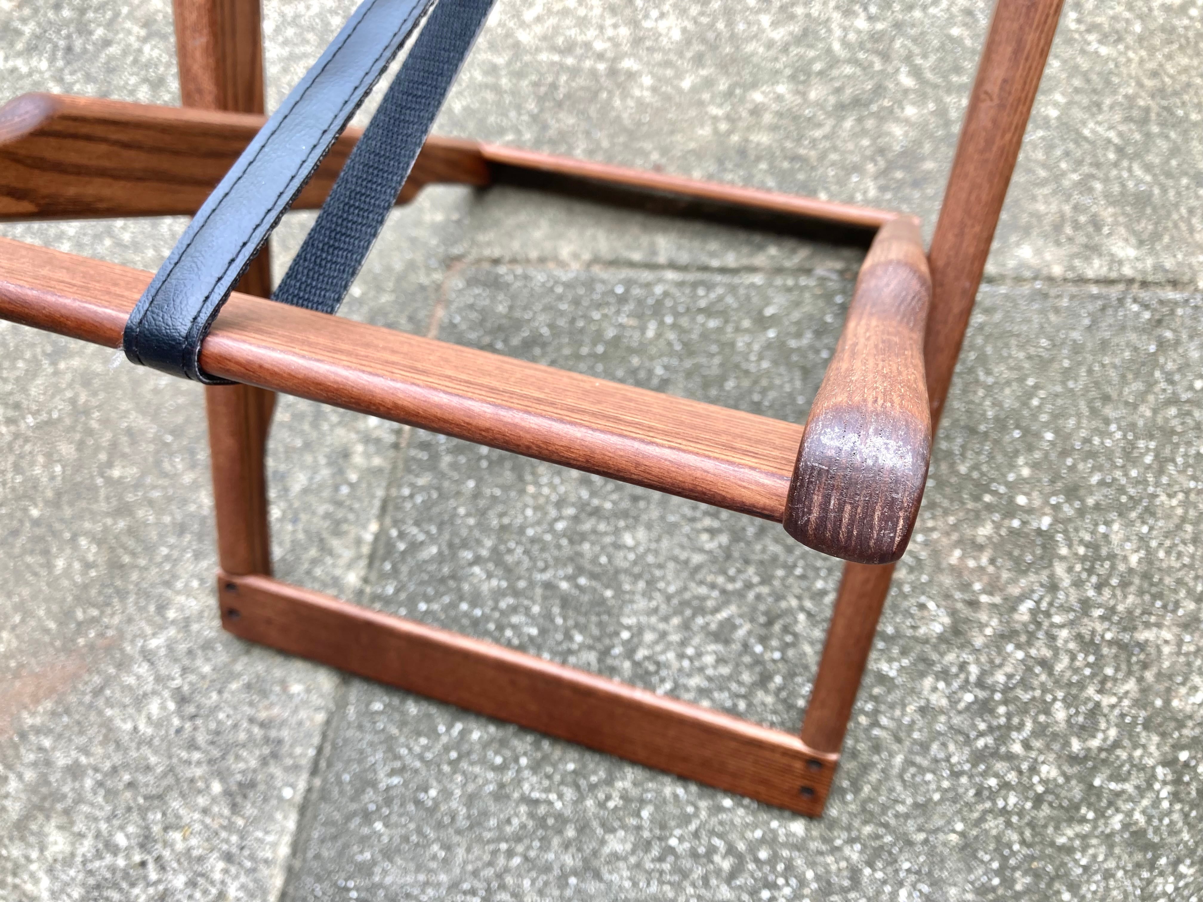 BLACK DESIGN（ブラックデザイン）Xスタンド | Outdoor Reuse