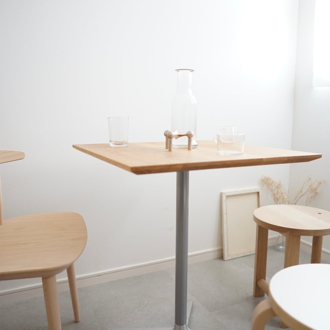 60cm×60cm オーク 無垢 cafe table 正方形 デスク 机 高さ指定可 脚