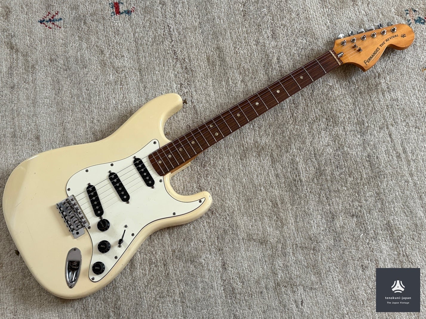 FERNANDES revival ストラト RST やや難あり FERNANDES revival