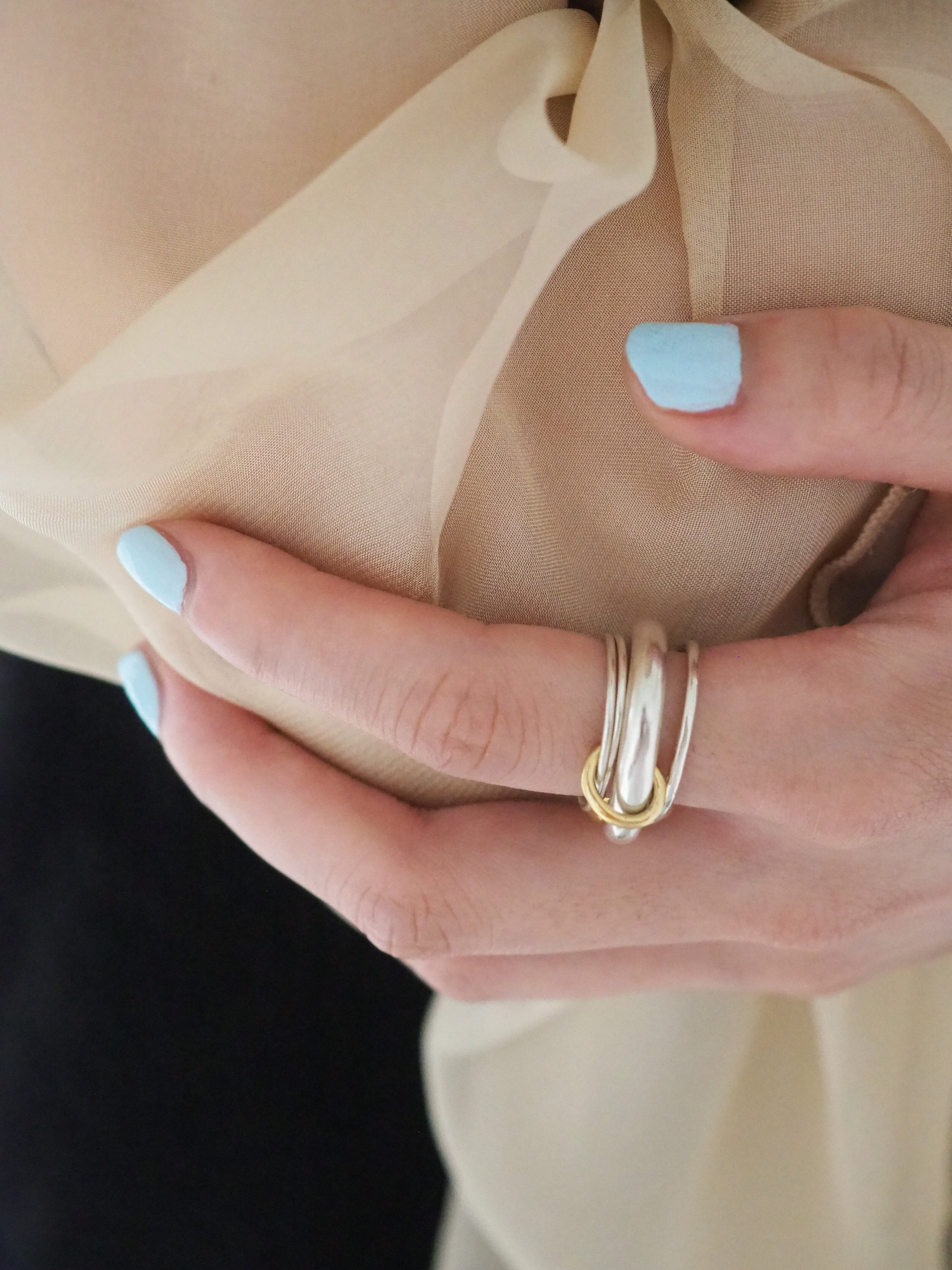 four hoops ring | nanagu