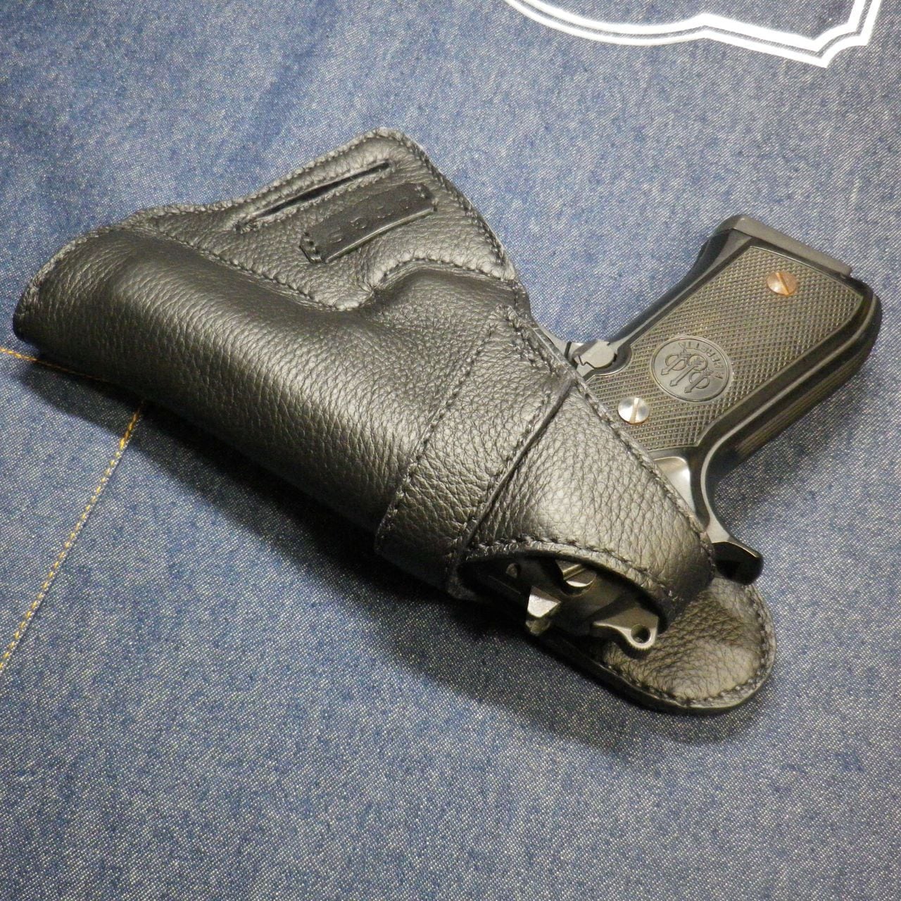 本革製ベレッタM92F用ヒップホルスター | JTGS（ガンホルスターの専門店）