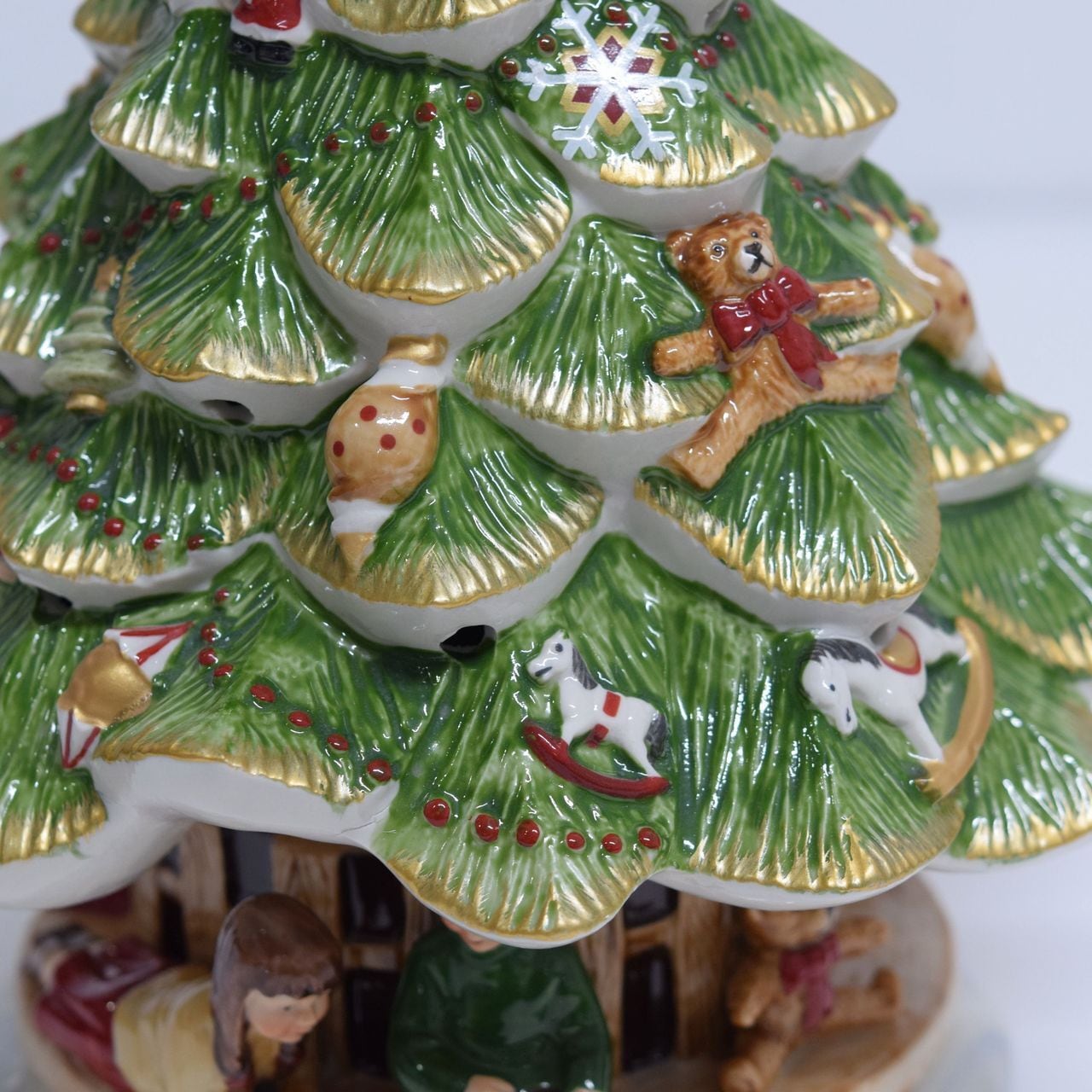ビレロイ＆ボッホ オルゴール付きクリスマスツリー キャンドルホルダー