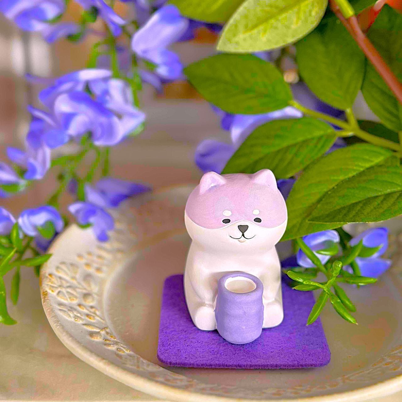 まったり藤ねこ | あしかがフラワーパーク