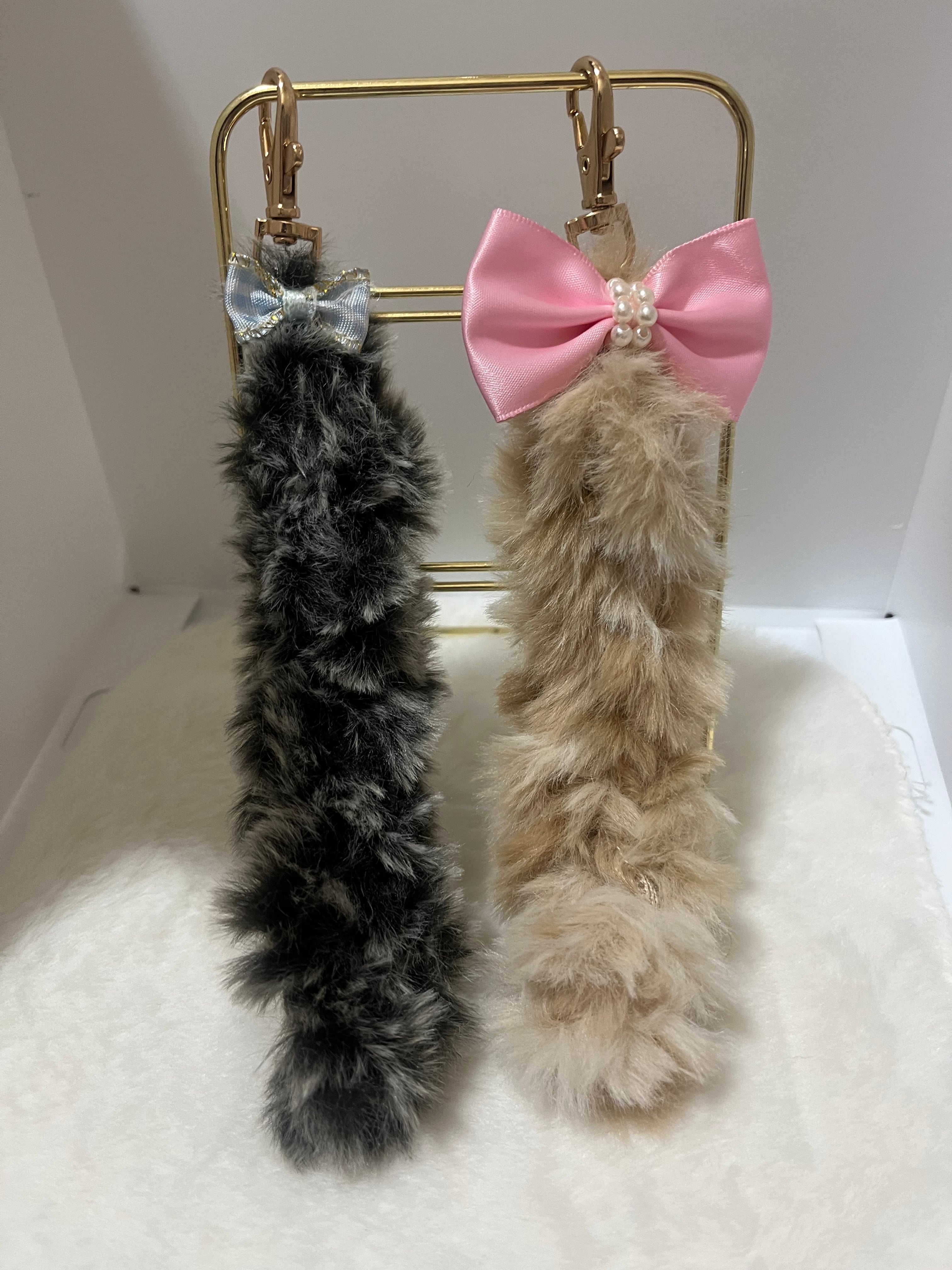 大人気！】ふわふわ猫のしっぽキーホルダー | Pay ID