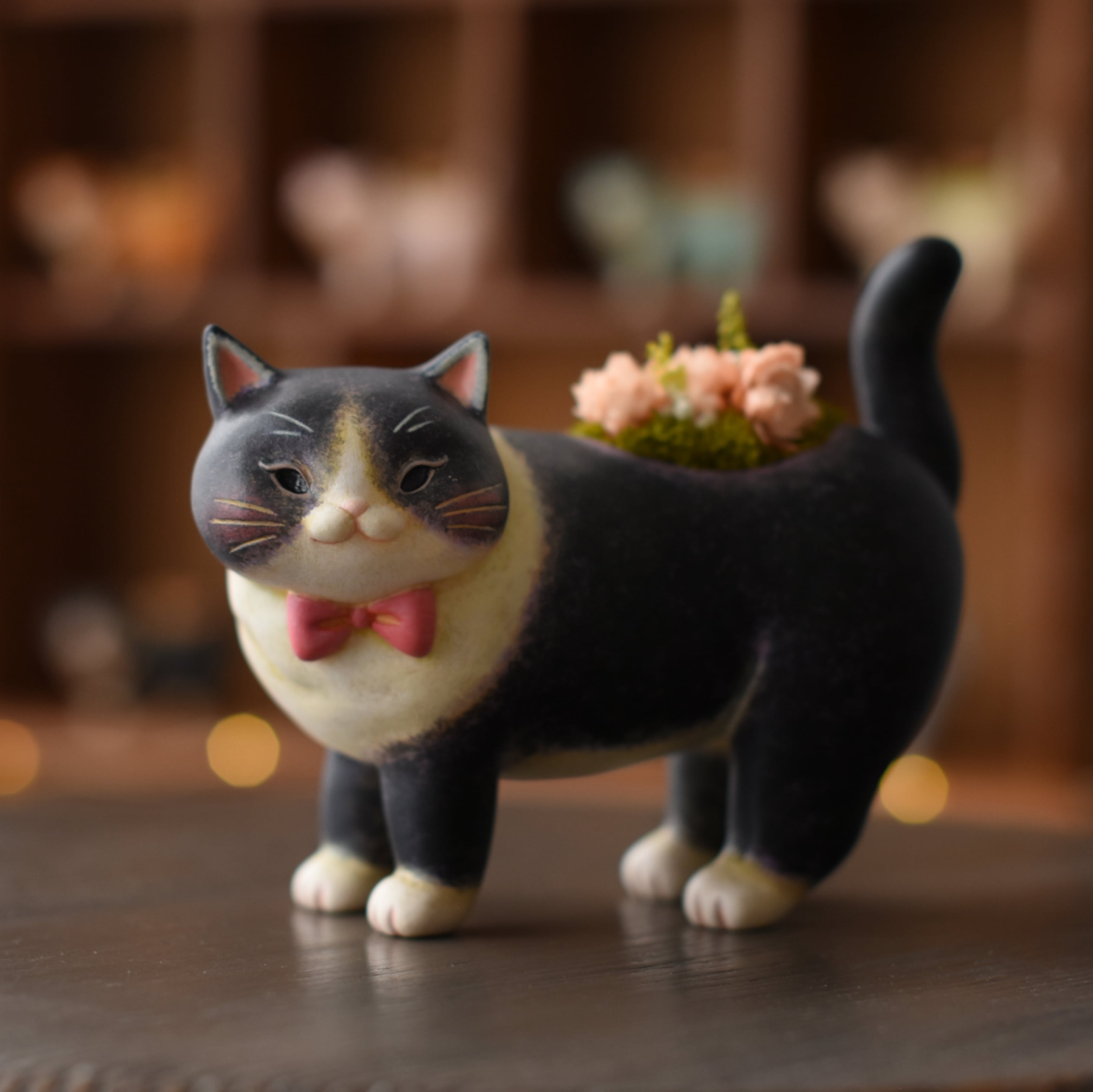 はるかな】ミニサイズ！タイガーアイの蝶ネクタイねこちゃん形オルゴ